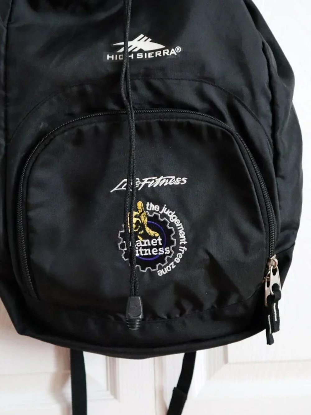 Sierra Synch Lightweight Drawstring Backpack Daypack Black 17